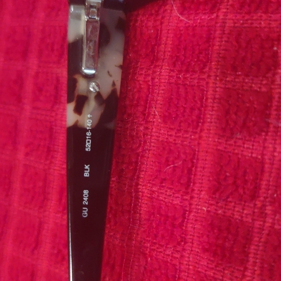 Guess frames ZZ - Picture 4 of 6